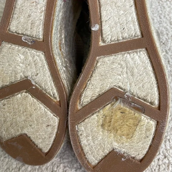 Marc Fisher Taupe/Neutral platform espadrilles. Size 5 - Picture 9 of 11
